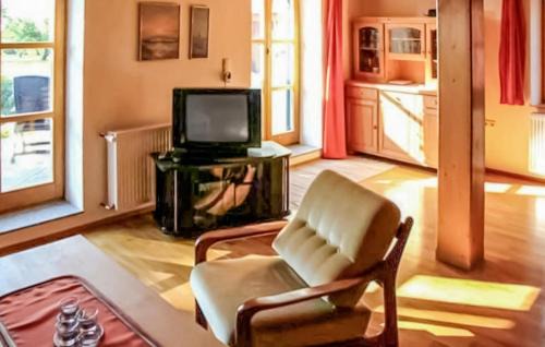 Usedom House | Family-Friendly Retreat at Doppelhaushlfte Klpin