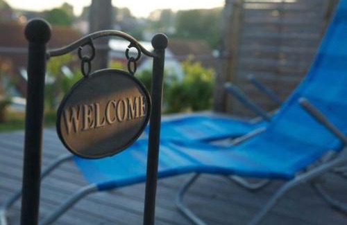 Heringsdorf Apartment | Pet-Friendly Retreat at Doppelhaushaelfte Bansin, 4 Stars