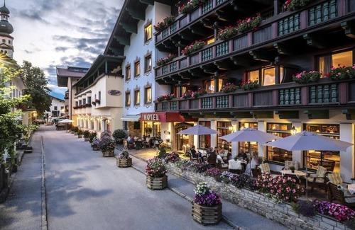 Reith im Alpbachtal House | Cozy Doppelzimmer Bergzauber at Der Kirchenwirt Hotel