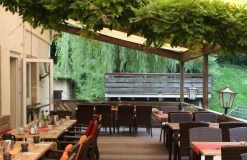 Horgenzell Apartment | Cozy Doppelzimmer with Essential Amenities & Pet Friendly