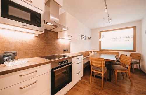 Schladming Apartment | Relaxing Retreat: Doppelzimmer 2 at Posers Bergwelt