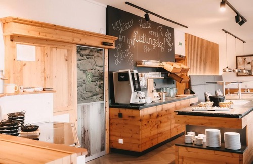 Schladming Apartment | Relaxing Retreat: Doppelzimmer 2 at Posers Bergwelt