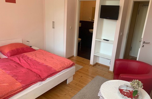 Biesnitz Cottage | Cozy Doppelzimmer at Loensches Gut with Breakfast Included
