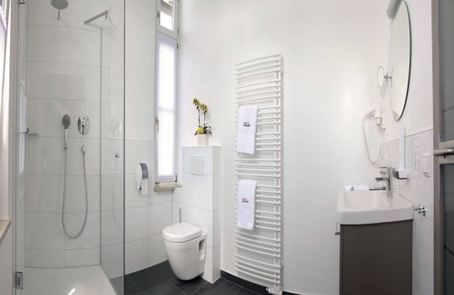 Oberreitnau Apartment | Comfortable Superior Double Room with Spa and Breakfast