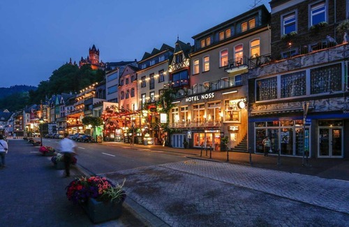 Cochem House | Comfortable Room with Mosel View at Hotel Karl Noss
