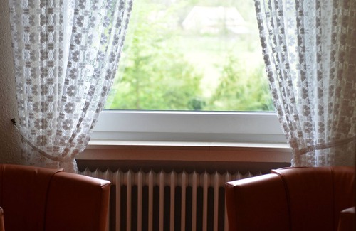 Haseluenne Apartment | Cozy Double Room for Two Guests in Haselünne