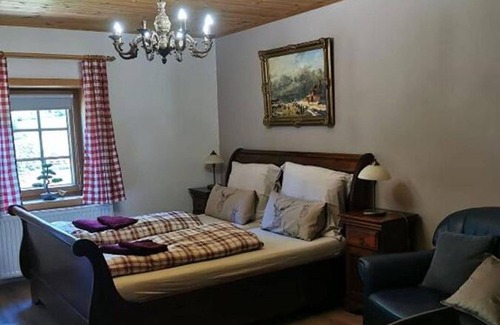 Gnesau House | Comfortable Doppelzimmer at Gasthof Kirchenwirt Gnesau