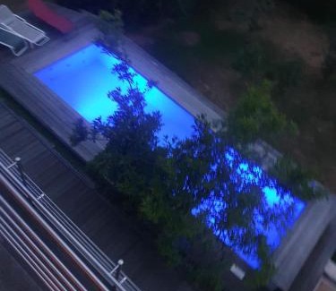 Horchheim Apartment | Inviting Double Room with Pool Access and Garden Views