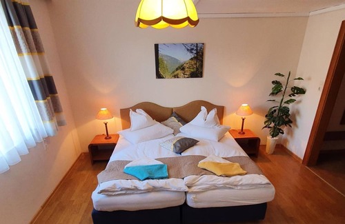 Seeboden Cottage | Doppelzimmer Reißeck mit Indirektem Balkon - Gästehaus Bärwald