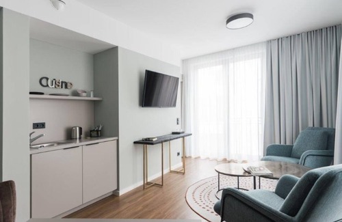 Bad Saarow Apartment | Comfortable Doppelzimmer Superior at Velotel Bad Saarow