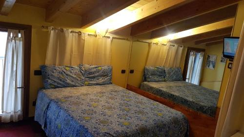 Sud-Ovest House | Stylish Dora Baltea Monolocale with Top Guest Rating 8.7
