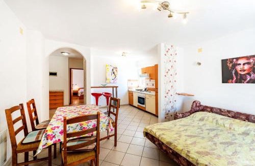 Novalja Apartment | Dora Studio near Center and Sea