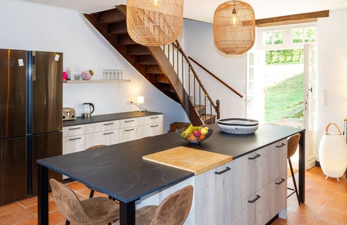 Cales House | Elegant DordogneView Maison de maître by the River