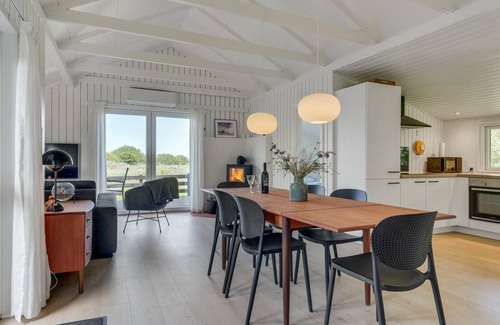 Havneby House | Relaxing Retreat: Doria, 2km from the Sea with Ocean Views