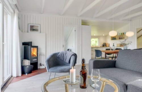 Havneby House | Relaxing Retreat: Doria, 2km from the Sea with Ocean Views
