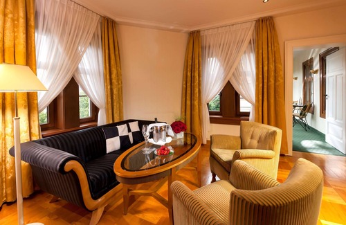 Weimar Hotel | Elegant Dorint Am Goethepark Weimar with Spa & Dining Options
