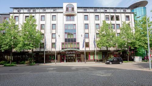 Zentrum-Suedost Hotel | Pet-Friendly Dorint Hotel Leipzig - A 4-Star Experience