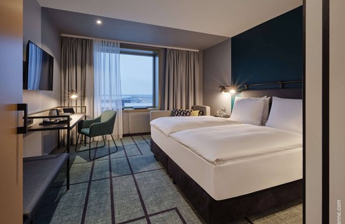 Munchen District Hotel | Discover Dorint Hotel München/Garching - Family-Friendly Escape