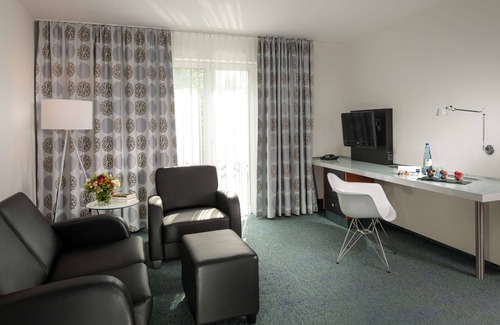 Innenstadt Hotel | Relaxing Stay at Dorint Kongresshotel Düsseldorf/Neuss