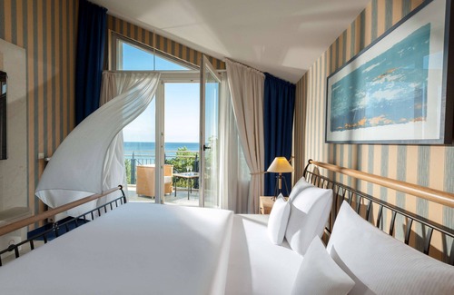 Binz Hotel | Tranquil Dorint Strandhotel Binz/Rügen with Spa & Pool