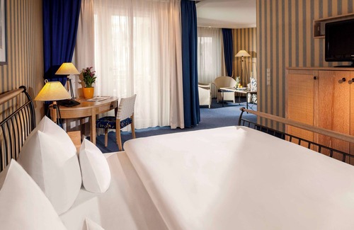 Binz Hotel | Tranquil Dorint Strandhotel Binz/Rügen with Spa & Pool