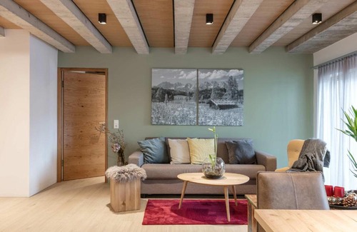 Kitzbuehel Apartment | Discover Doris' Nest: 4-Star Retreat for Families