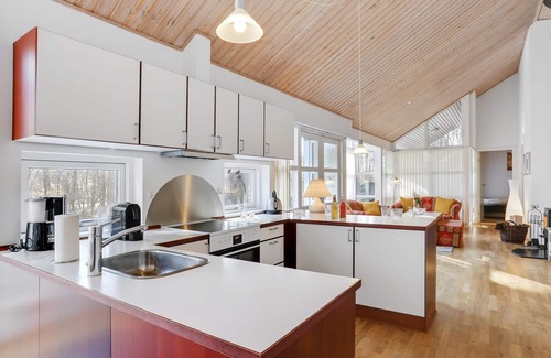 Hasle House | Oceanfront Retreat: "Dorit" Near the Beach with Spa Amenities