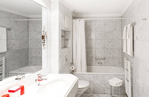 Halle Hotel | Modern Dormero Hotel Halle with Family-Friendly Amenities