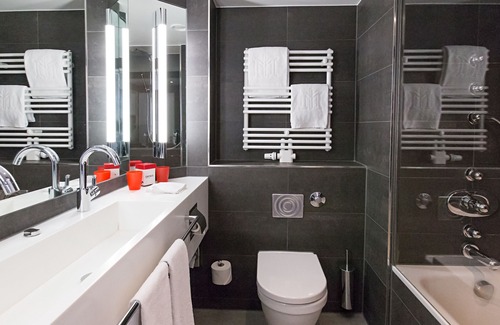 Sternhaule Hotel | Discover DORMERO Hotel Stuttgart: Relaxing Spa & Dining