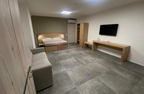 Fogliano House | Family-Friendly Stay at Dormi-RE Affittacamere - 9.2/10