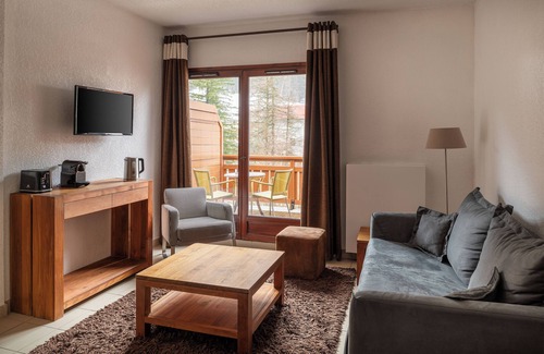 Vallorcine Apartment | Discover Dormio Resort Les Portes du Mont Blanc Retreat