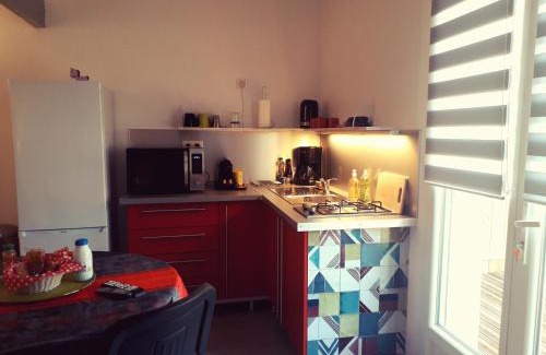 Montauban Apartment | Tranquil Retreat at Carreyrat in Verdant Montauban