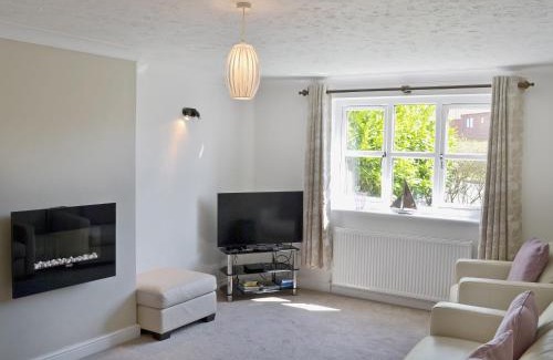 Sea Palling House | Experience Comfort at Dormouse Cottage - 4-Star Retreat