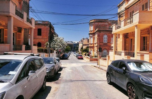 Ta' Xbiex House | Family-Friendly Stay at Dornik 2 with Pool Access