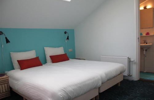 Pieterburen Bed & Breakfast | Cozy Dorpslogement Pieterburen with Kitchen & Breakfast