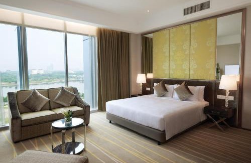 Putrajaya Hotel | Inviting Dorsett Putrajaya: Pool, Ocean View & Family-Friendly