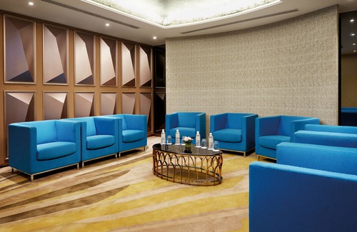 Putrajaya Hotel | Discover Dorsett Putrajaya: Family-Friendly with Pool Access