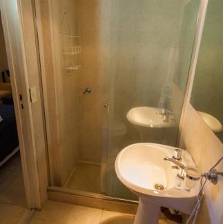 Ostende Apartment | Relax at Dos Mareas Apart with Indoor Pool & Ocean Views