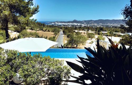 Sant Antoni de Portmany Villa | Experience DOS MONOS: Pet-Friendly Oceanfront Retreat