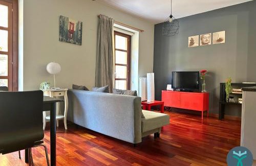 Zaragoza Old Town Apartment | Discover Dos Torres: Pet-Friendly Retreat in Retiro Urbano