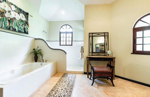 Panama Beach House | Dos Vistas