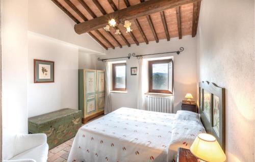 Todi Apartment | Discover Dostoevskij: Ideal 4-Star Retreat with Pool