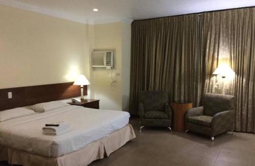 Butuan Hotel | Cozy Dottie's Place Hotel & Restaurant with Oceanfront Views