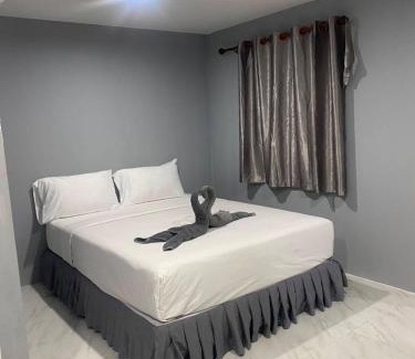 Ko Phi Phi Hotel | Cozy Double B House with Ocean View & Breakfast Included