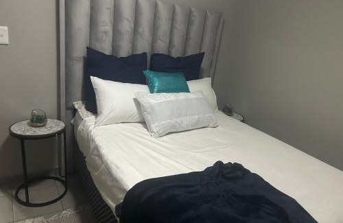 Pretoria Apartment | Double Bed in the Capital City