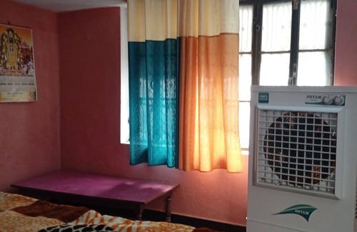 Faizabad House | Comfortable Double Bed Room for Family-Friendly Stays