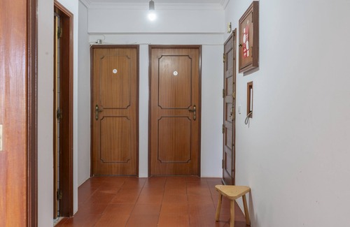 Santa Maria e Sao Miguel Apartment | Cozy Double Bed Room in Sintra Center Near Olga Cadaval