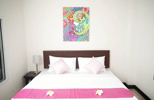 Sanambin Hotel | Convenient Double Bed Room with Breakfast near Don Muang