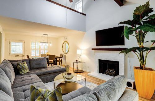 Seabrook Island House | Discover Double Eagle Delight: Pet-Friendly & Pool Access