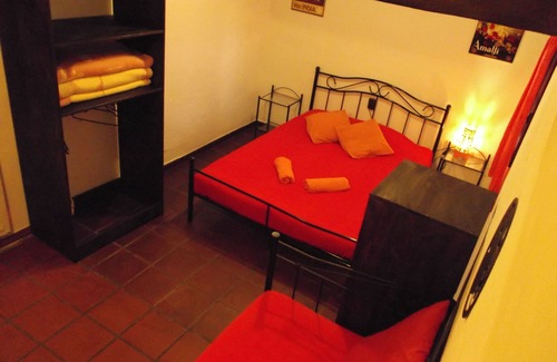 Quentar House | Cozy Guesthouse Double Ensuite Room with Pool & Spa